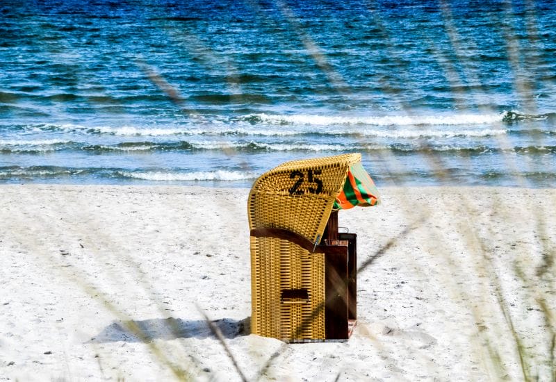Strandkorb am Strand